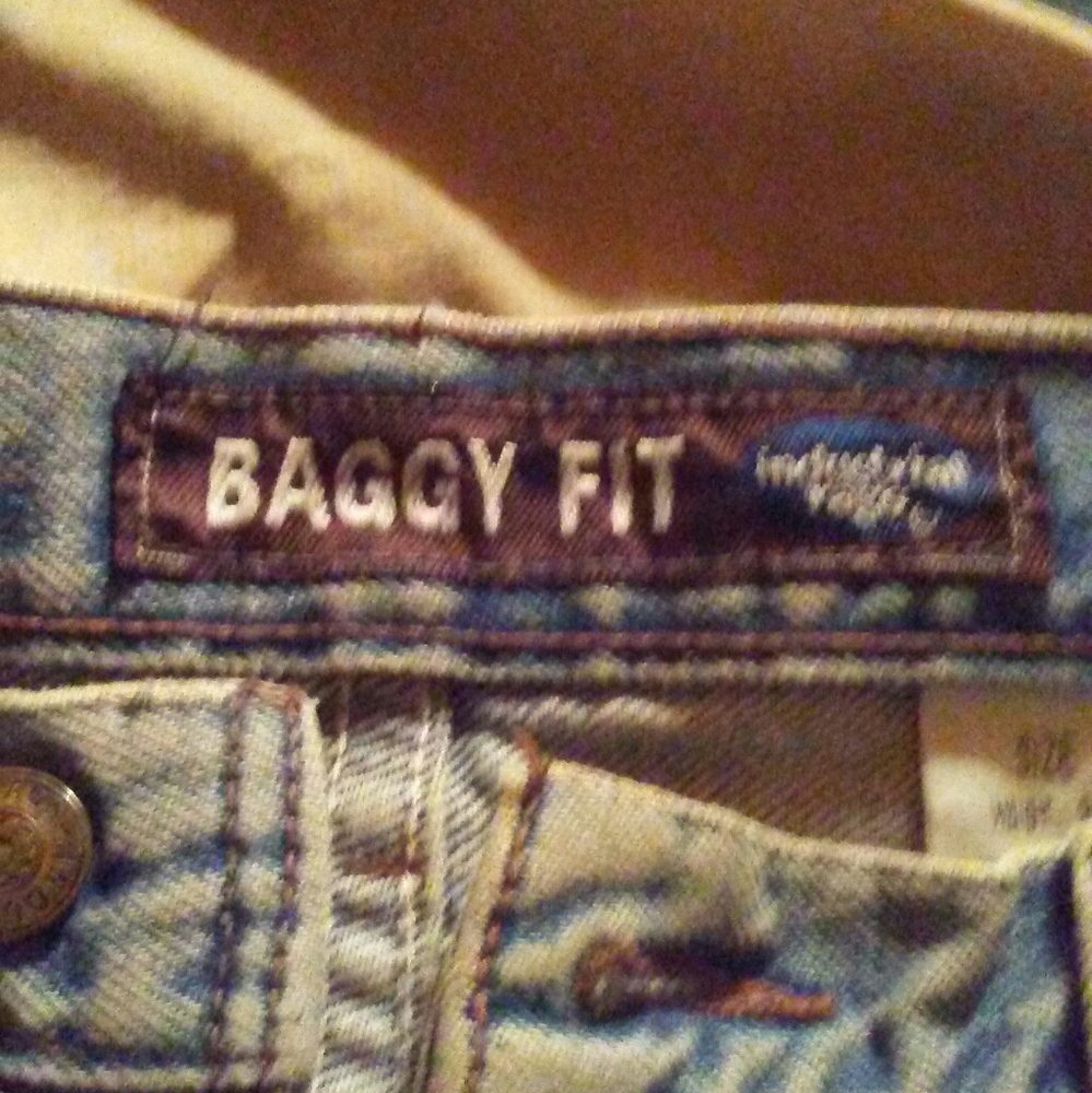 8 Dollars